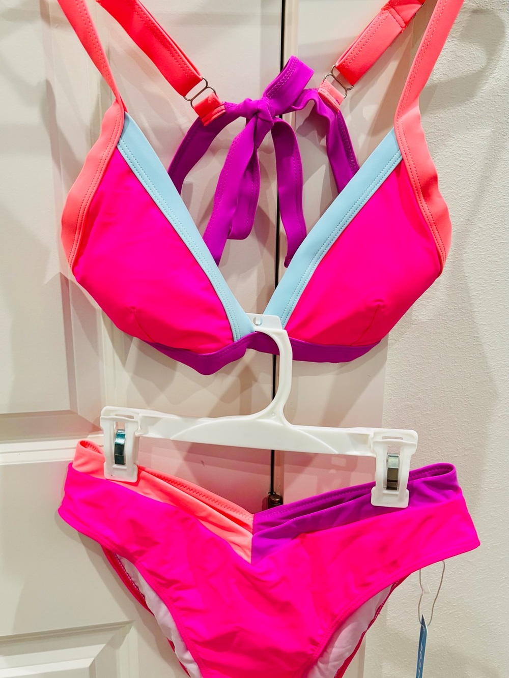 Women's Colorblock Pink Triangle Bikini - Bright Pink